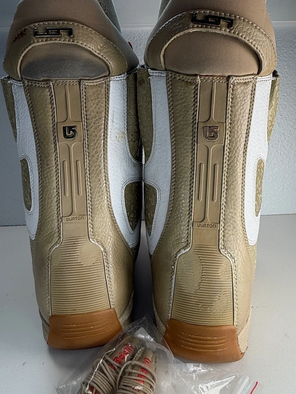 Burton ion snowboard